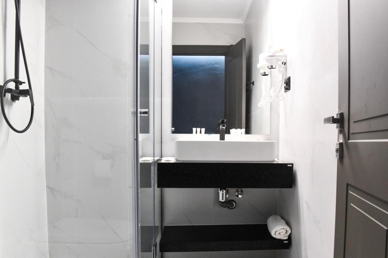Topaz 4* Hotel 4*