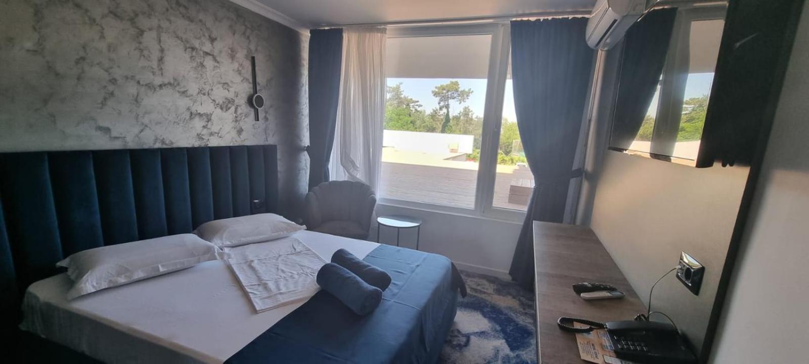 Topaz 4* Hotel 4*